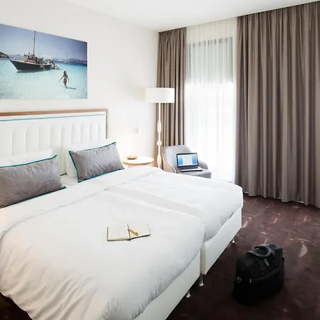 Hotel MOA Berlin-3